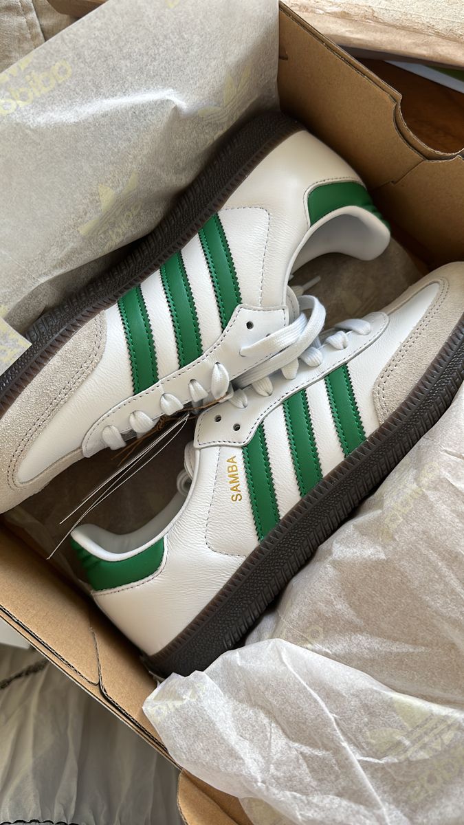 Adidas Samba OG – White / Green / Gum