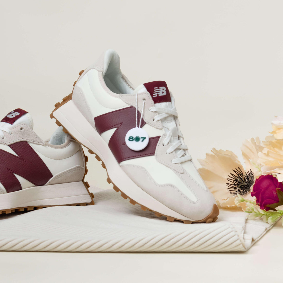 New Balance 327 – Moonbeam with Classic Burgundy