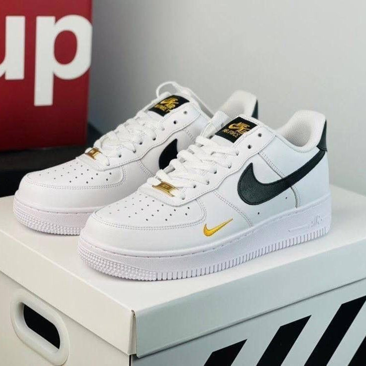 Nike Air Force 1 '07 Essential – White / Black / Gold
